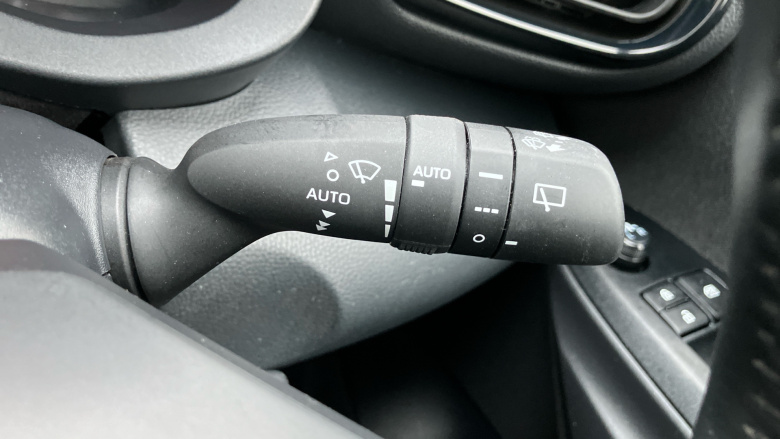 Toyota Yaris 1.5 Hybrid Icon 5dr CVT Hybrid Hatchback